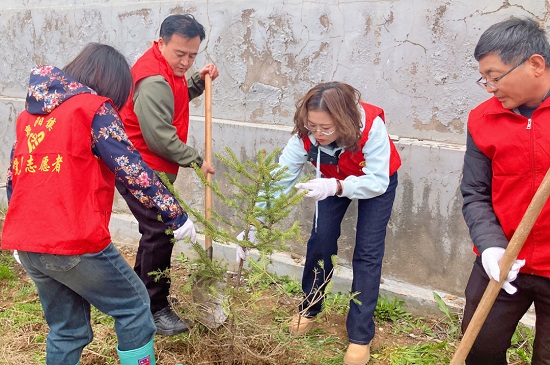 1714457992792616.jpg 899a2cddfd975fa293ce7495e60a35f.jpg